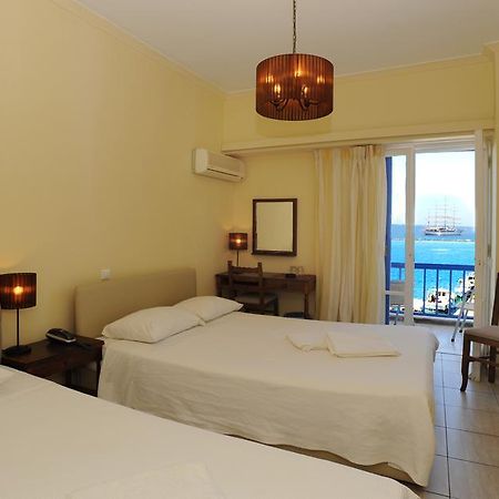 Delfinia Hotel Tínos Szoba fotó